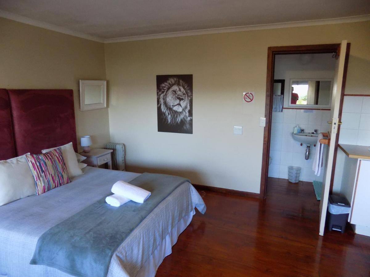 Protea Guest House Найсне Экстерьер фото