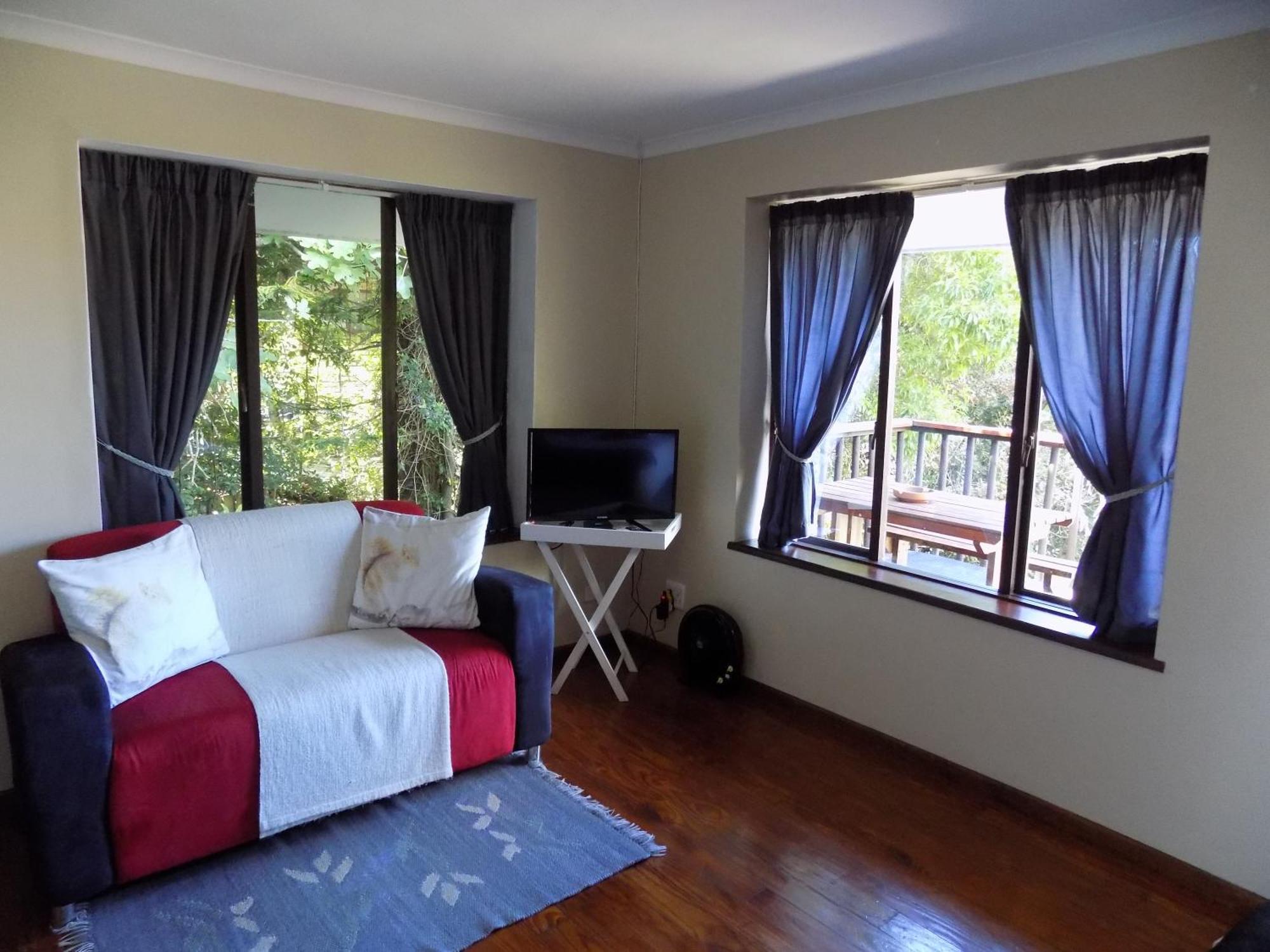 Protea Guest House Найсне Экстерьер фото