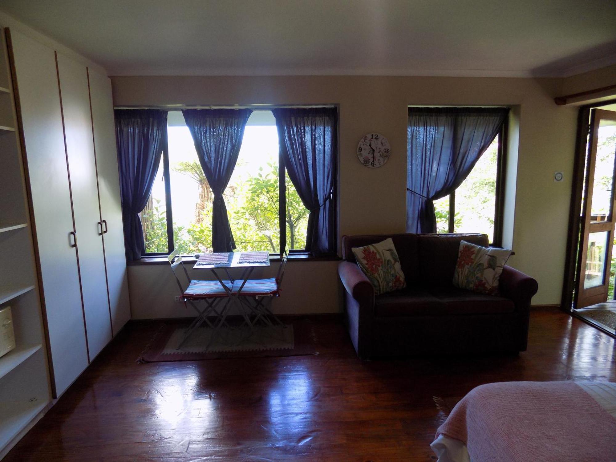 Protea Guest House Найсне Экстерьер фото